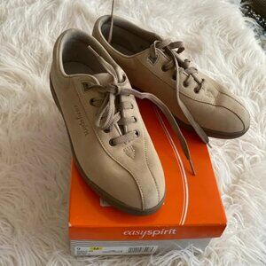 Easy Spirit  Beige Leather Lace Up Walking Shoes 8b w/2A Heel